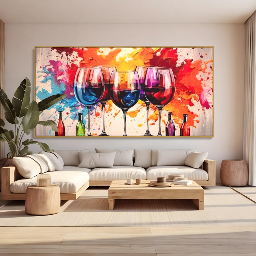 Tablou canvas cu pictura cu pahare de vin si pete, in rama de aluminiu auriu, pe perete intr-un living